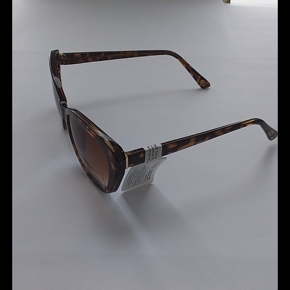 NWT Nine West Aviator Like Black/Brown Tortoise - Picture 4 of 4